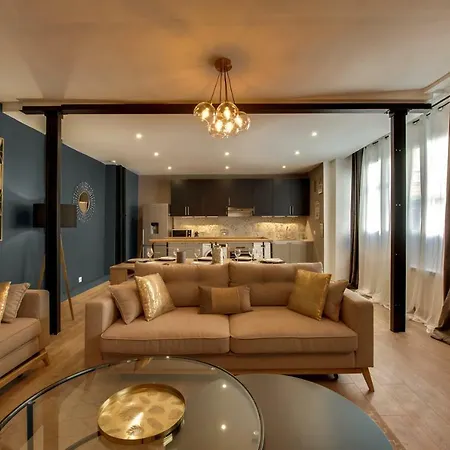 Beautiful Triplex In The Center Of Appartamento *