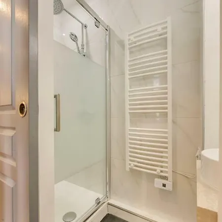 Beautiful Triplex In The Center Of Appartamento Parigi