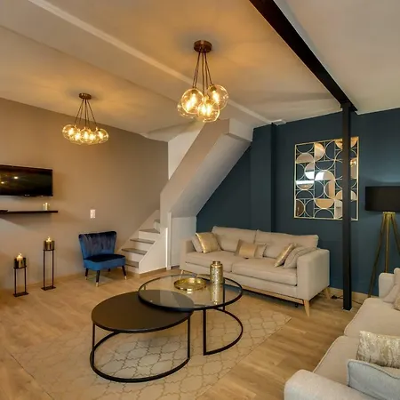 Beautiful Triplex In The Center Of Appartamento